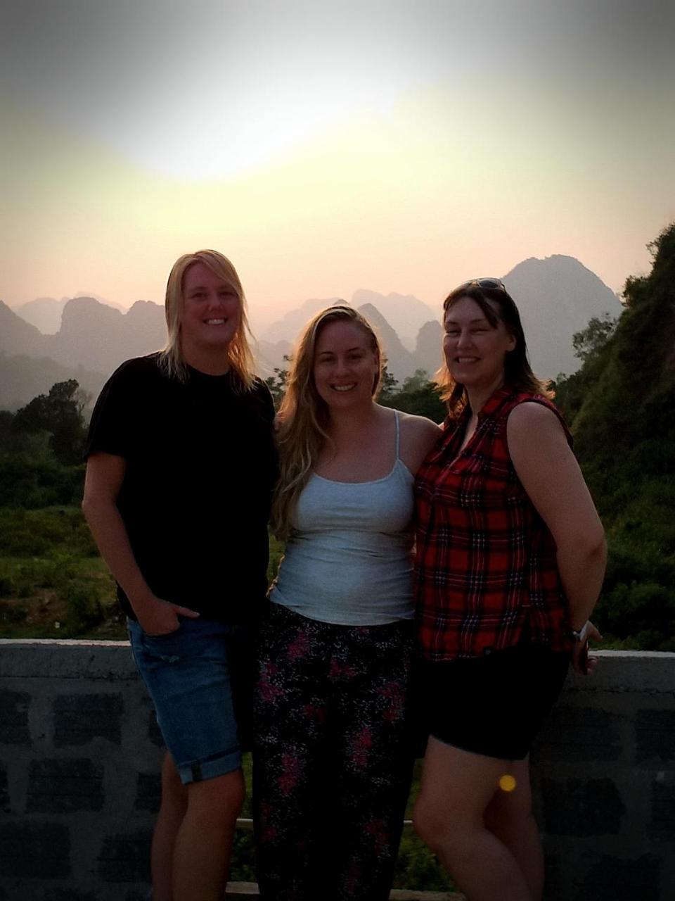 Phong Nha Hillside View Bungalow Ngoại thất bức ảnh